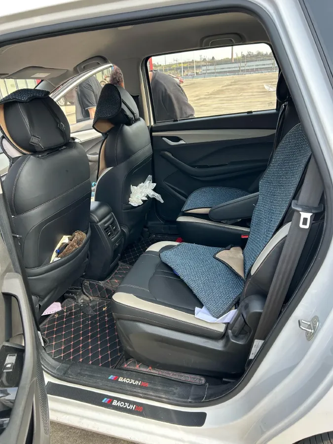 2019 BaoJun 360 1.5L 99HP L4 6MT,autocango,china used car exporter,china ev exporter,chinese used car exporter,chinese used ev exporter