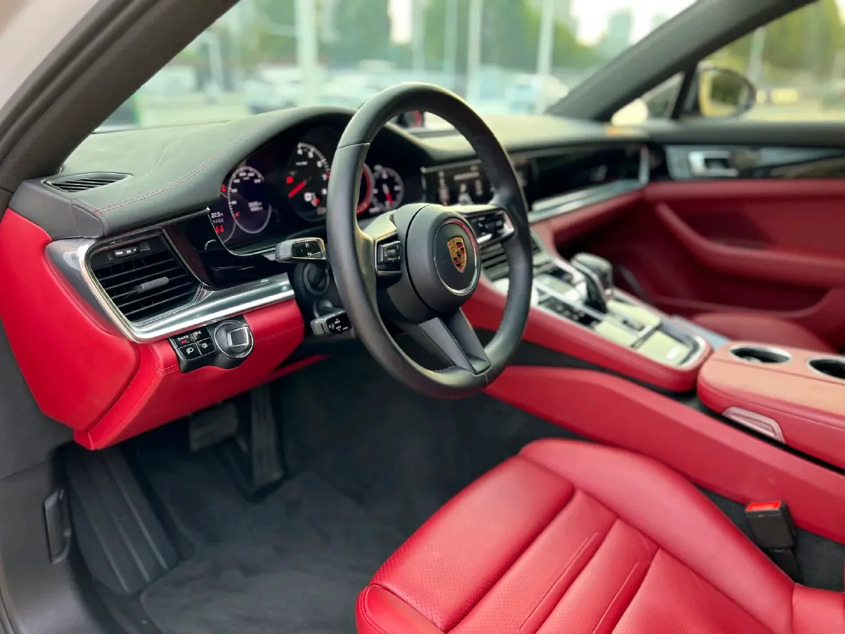 2021 Porsche Panamera 2.9T 330HP V6 8DCT,autocango,china used car exporter,china ev exporter,chinese used car exporter,chinese used ev exporter