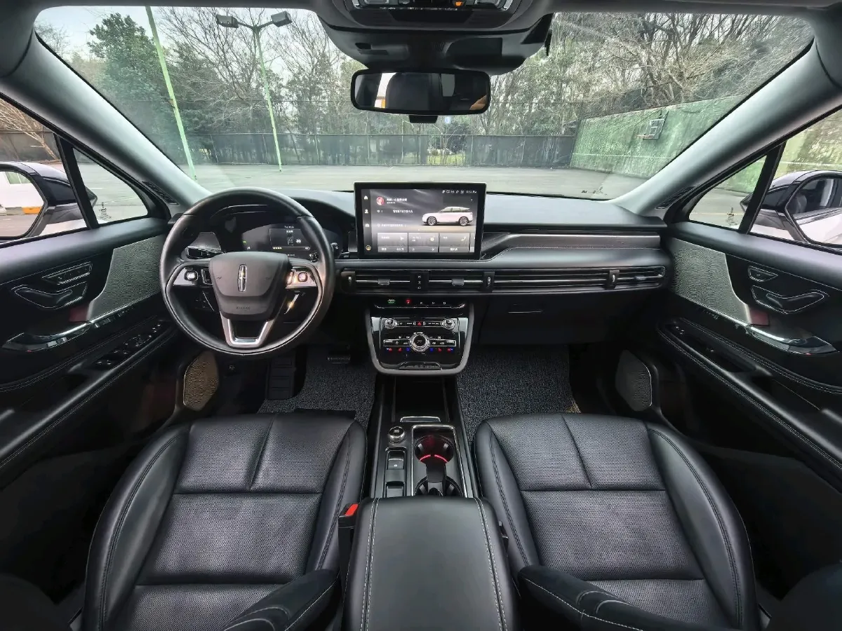 2022 Lincoln Corsair 2.0T 245HP L4 8AT,autocango,china used car exporter,china ev exporter,chinese used car exporter,chinese used ev exporter
