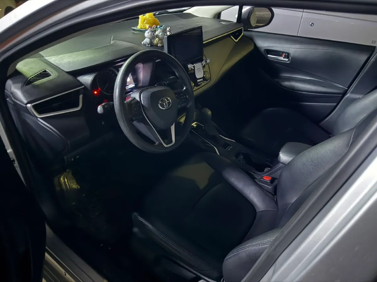 2021 Toyota Corolla 1.2T 116HP L4 CVT,autocango,china used car exporter,china ev exporter,chinese used car exporter,chinese used ev exporter