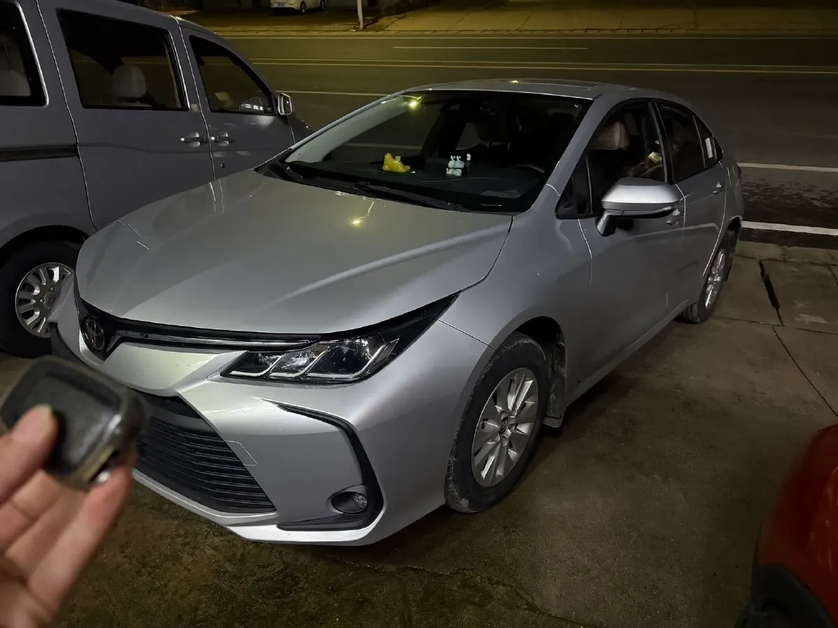 2021 Toyota Corolla 1.2T 116HP L4 CVT,autocango,china used car exporter,china ev exporter,chinese used car exporter,chinese used ev exporter