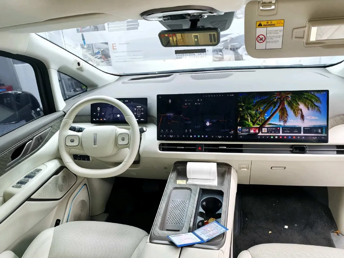 2025 WEY HighMountain 1.5T 170HP L4 4DHT PHEV,autocango,china used car exporter,china ev exporter,chinese used car exporter,chinese used ev exporter