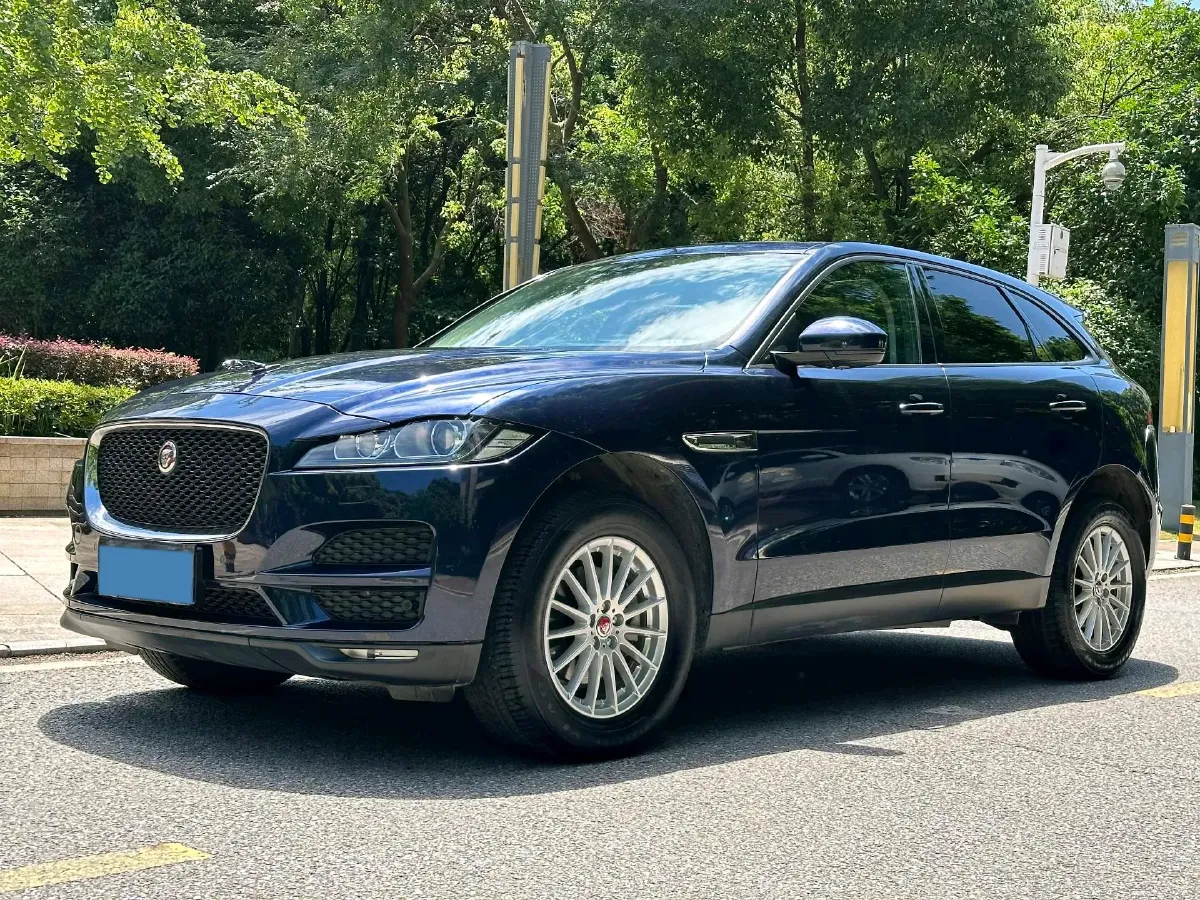 2020 Jaguar F-PACE 2.0T 250HP L4 8AT,autocango,china used car exporter,china ev exporter,chinese used car exporter,chinese used ev exporter