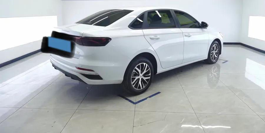 2025 Geely Emgrand 1.5L 127HP L4 CVT,autocango,china used car exporter,china ev exporter,chinese used car exporter,chinese used ev exporter
