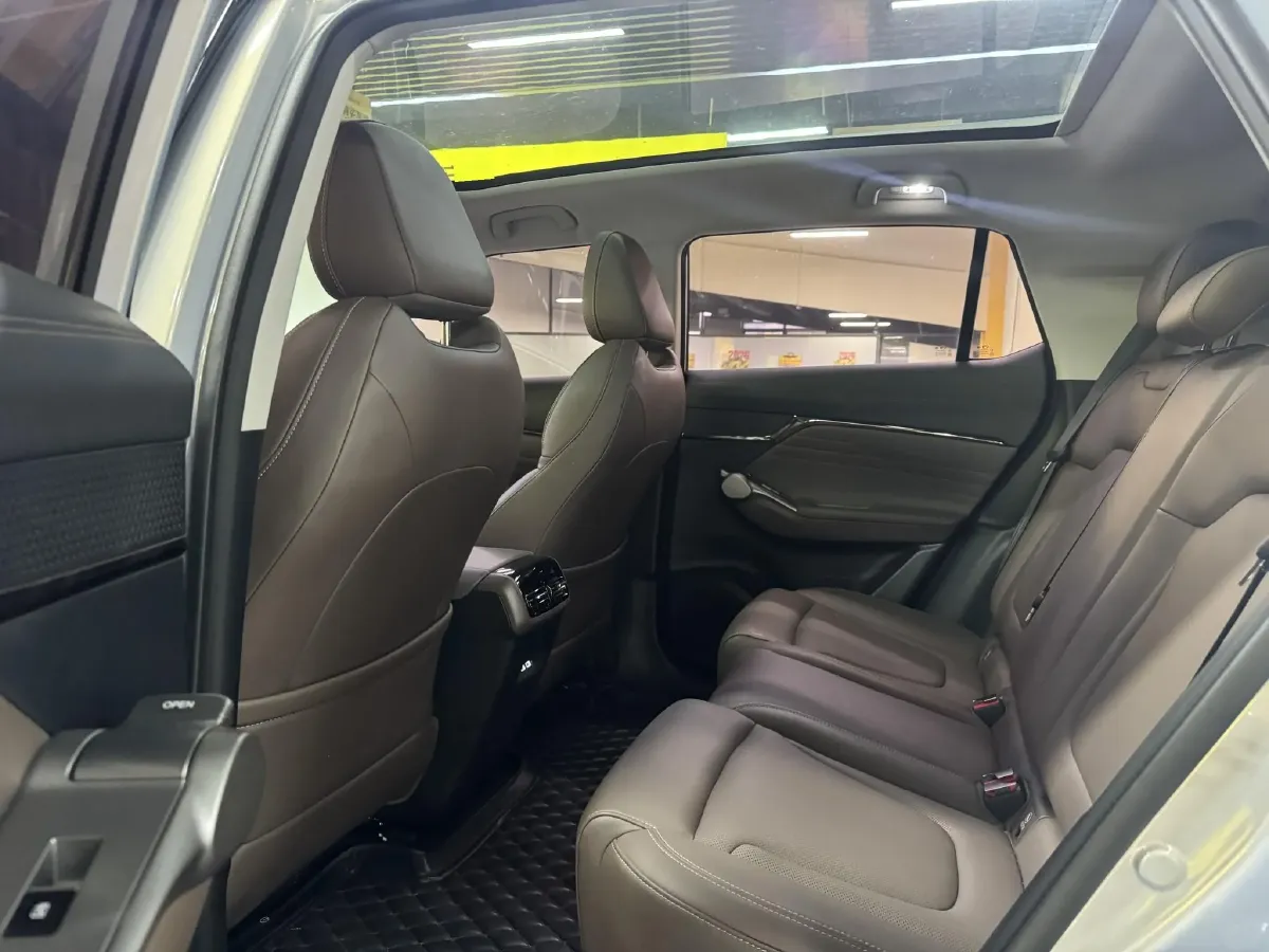 2024 GAC Trumpchi GS4 1.5T 177HP L4 7DCT,autocango,china used car exporter,china ev exporter,chinese used car exporter,chinese used ev exporter