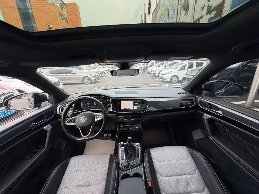 2020 Volkswagen Tayron X 2.0T 220HP L4 7DCT,autocango,china used car exporter,china ev exporter,chinese used car exporter,chinese used ev exporter