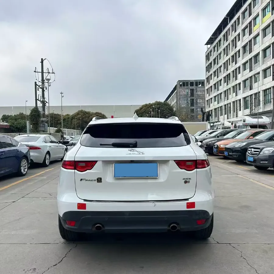 2018 Jaguar F-PACE 2.0T 250HP L4 8AT,autocango,china used car exporter,china ev exporter,chinese used car exporter,chinese used ev exporter