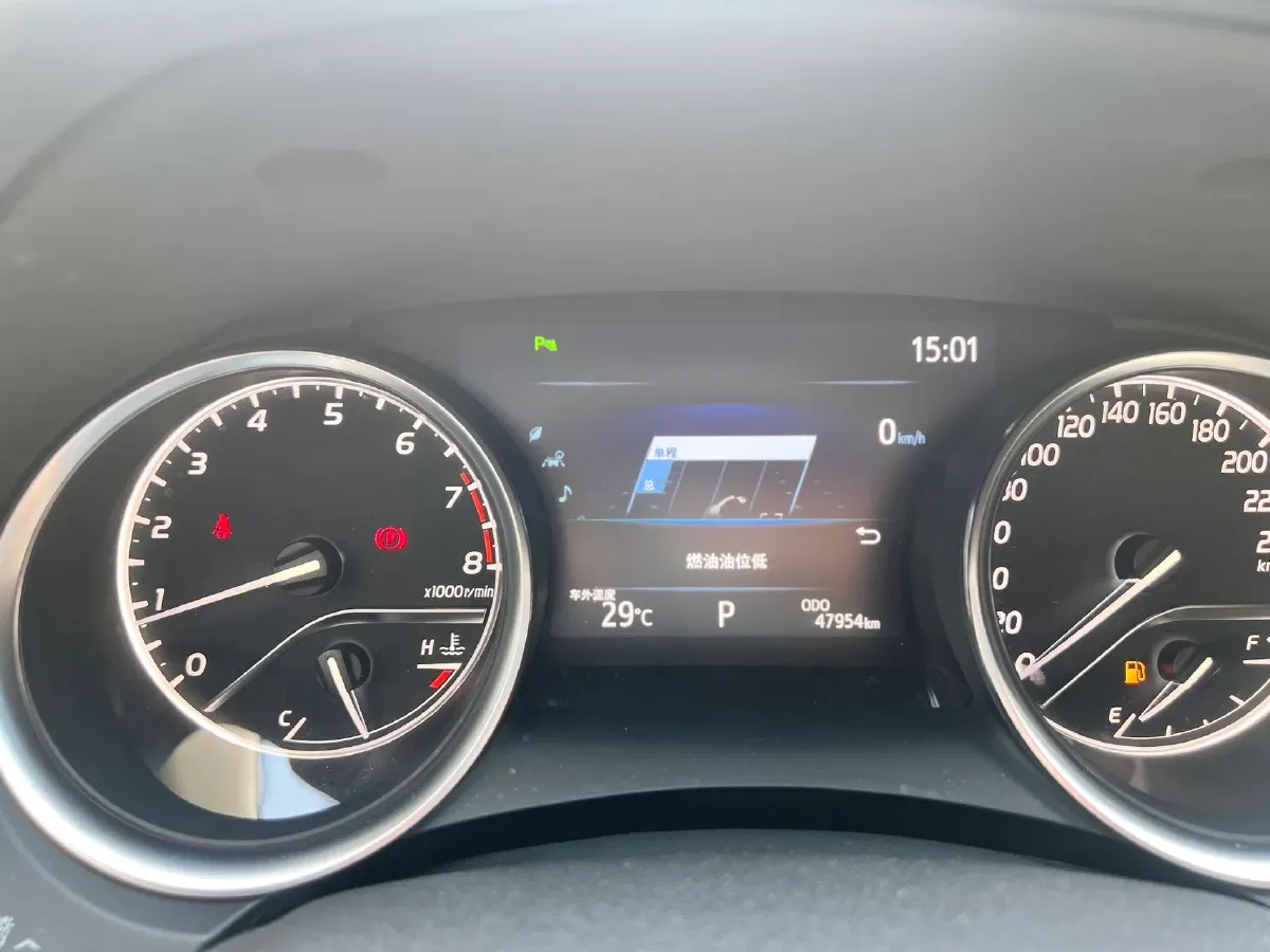 2019 Toyota Camry 2.0L 178HP L4 CVT,autocango,china used car exporter,china ev exporter,chinese used car exporter,chinese used ev exporter