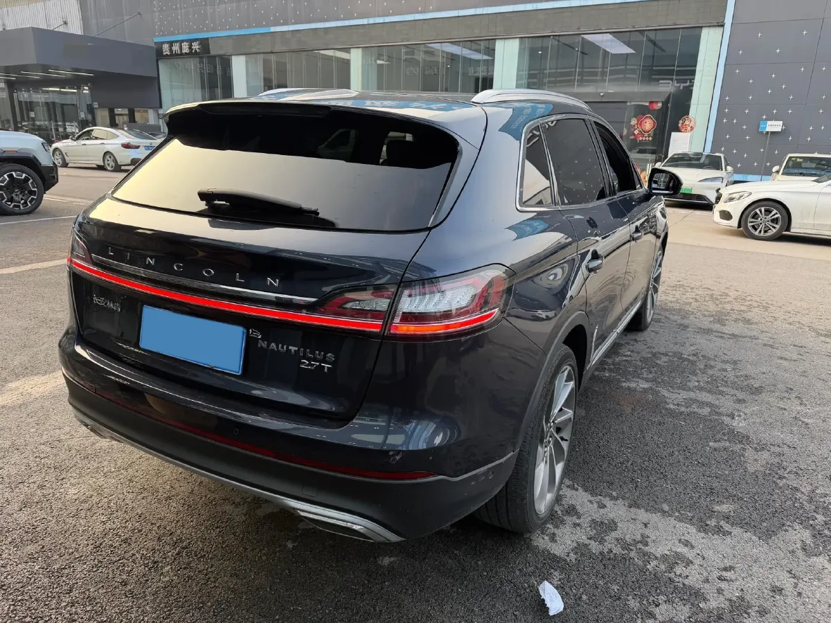 2021 Lincoln Nautilus 2.7T 322HP V6 8AT,autocango,china used car exporter,china ev exporter,chinese used car exporter,chinese used ev exporter