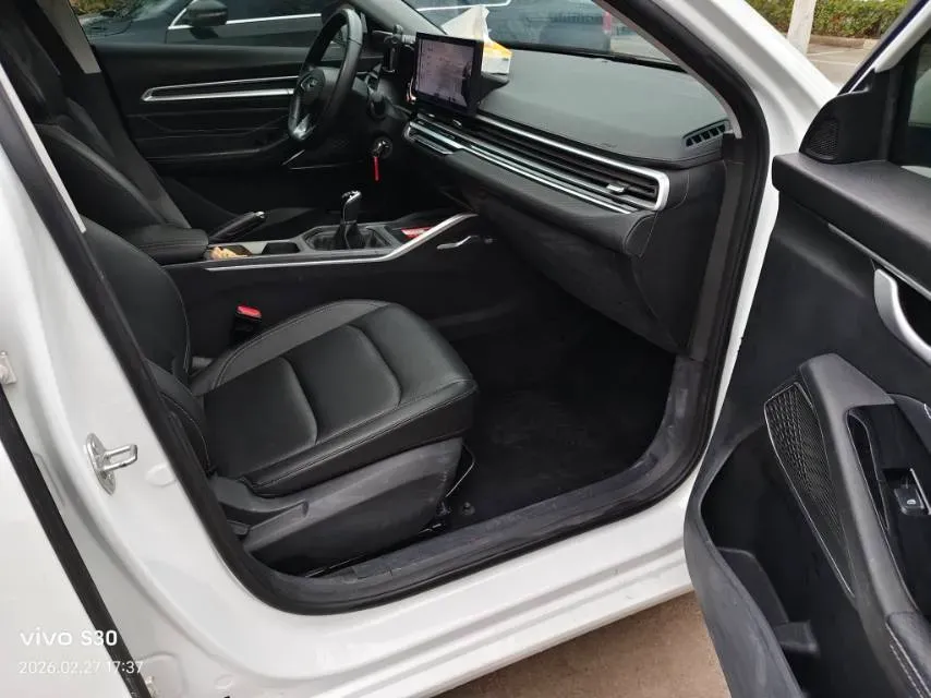 2023 Geely Emgrand 1.5L 127HP L4 5MT,autocango,china used car exporter,china ev exporter,chinese used car exporter,chinese used ev exporter