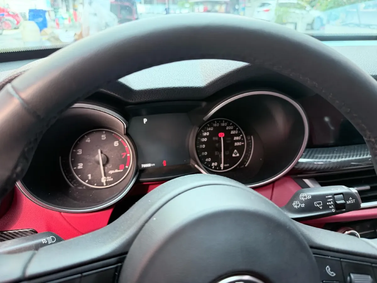 2017 Jaguar XE 2.0T 240HP L4 8AT,autocango,china used car exporter,china ev exporter,chinese used car exporter,chinese used ev exporter