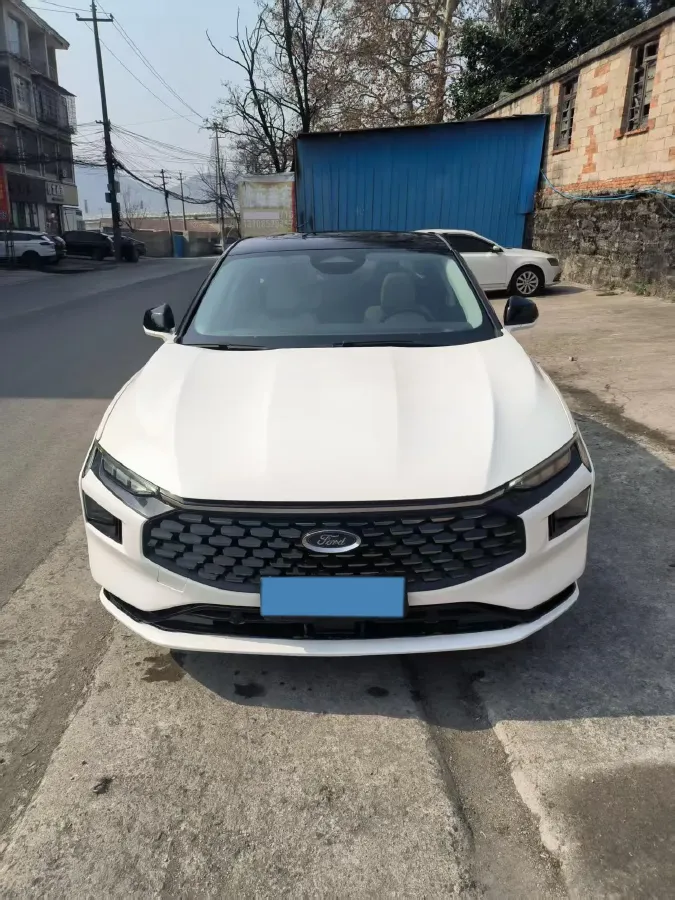 2022 Ford Mondeo 2.0T 238HP L4 8AT,autocango,china used car exporter,china ev exporter,chinese used car exporter,chinese used ev exporter