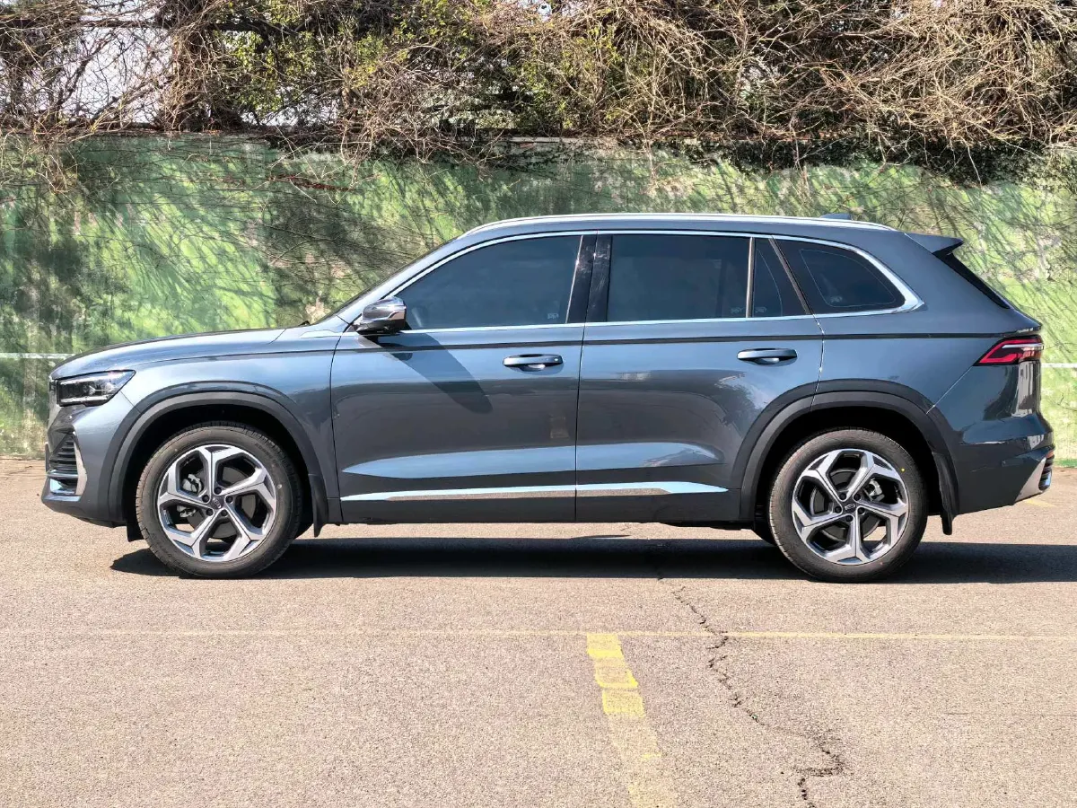 2024 Geely Monjaro 2.0T 218HP L4 7DCT,autocango,china used car exporter,china ev exporter,chinese used car exporter,chinese used ev exporter