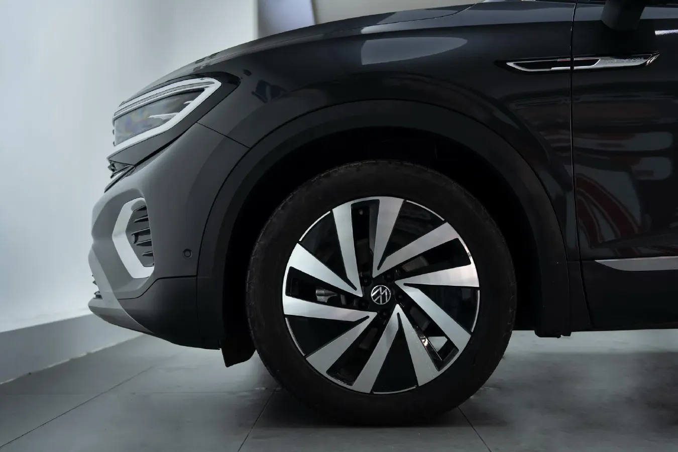 2021 Volkswagen Talagon 2.0T 220HP L4 7DCT,autocango,china used car exporter,china ev exporter,chinese used car exporter,chinese used ev exporter