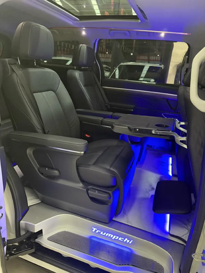 2021 GAC Trumpchi M8 2.0T 252HP L4 8AT,autocango,china used car exporter,china ev exporter,chinese used car exporter,chinese used ev exporter