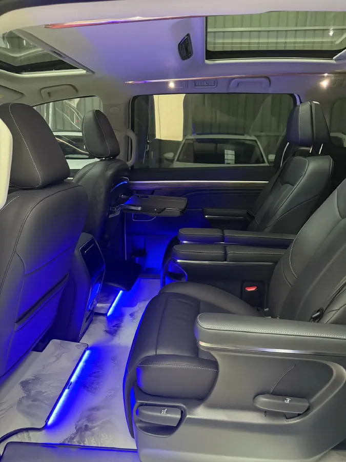 2021 GAC Trumpchi M8 2.0T 252HP L4 8AT,autocango,china used car exporter,china ev exporter,chinese used car exporter,chinese used ev exporter