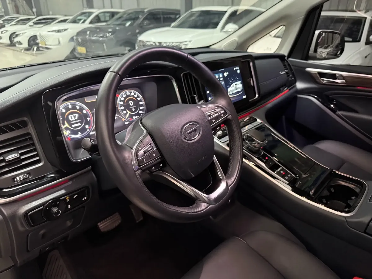 2021 GAC Trumpchi M8 2.0T 252HP L4 8AT,autocango,china used car exporter,china ev exporter,chinese used car exporter,chinese used ev exporter