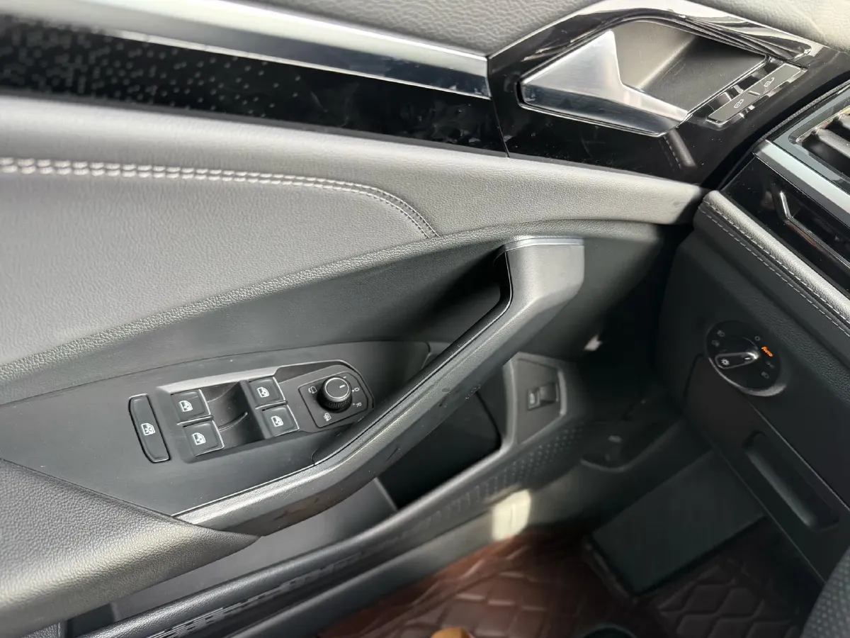 2021 Volkswagen Sagitar 1.4T 150HP L4 7DCT,autocango,china used car exporter,china ev exporter,chinese used car exporter,chinese used ev exporter