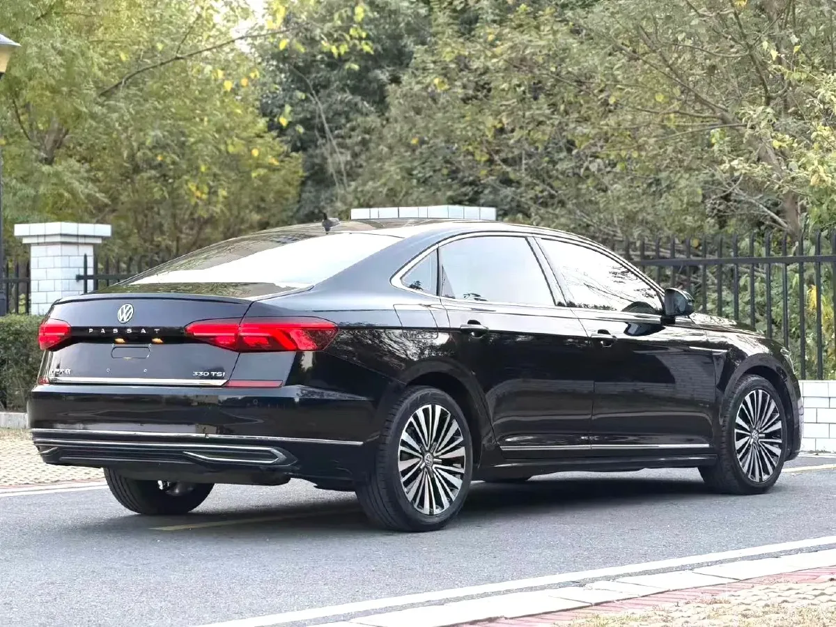 2020 Volkswagen Passat 2.0T 186HP L4 7DCT,autocango,china used car exporter,china ev exporter,chinese used car exporter,chinese used ev exporter