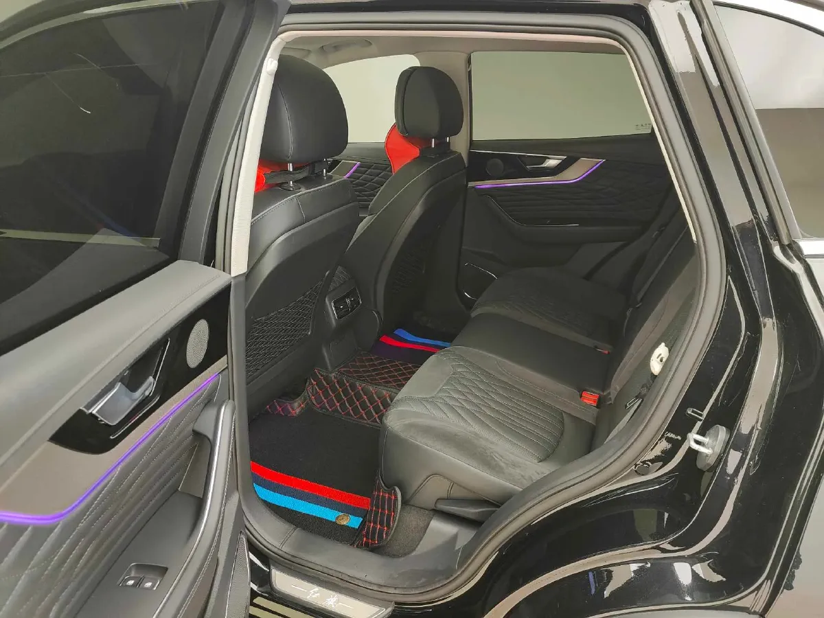 2022 HongQi HS5 2.0T 224HP L4 6AT,autocango,china used car exporter,china ev exporter,chinese used car exporter,chinese used ev exporter