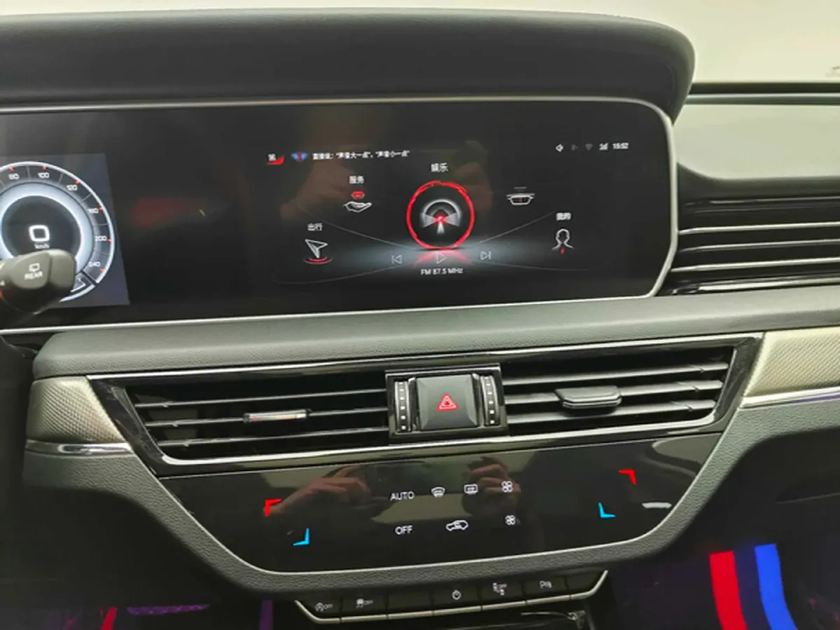 2022 HongQi HS5 2.0T 224HP L4 6AT,autocango,china used car exporter,china ev exporter,chinese used car exporter,chinese used ev exporter