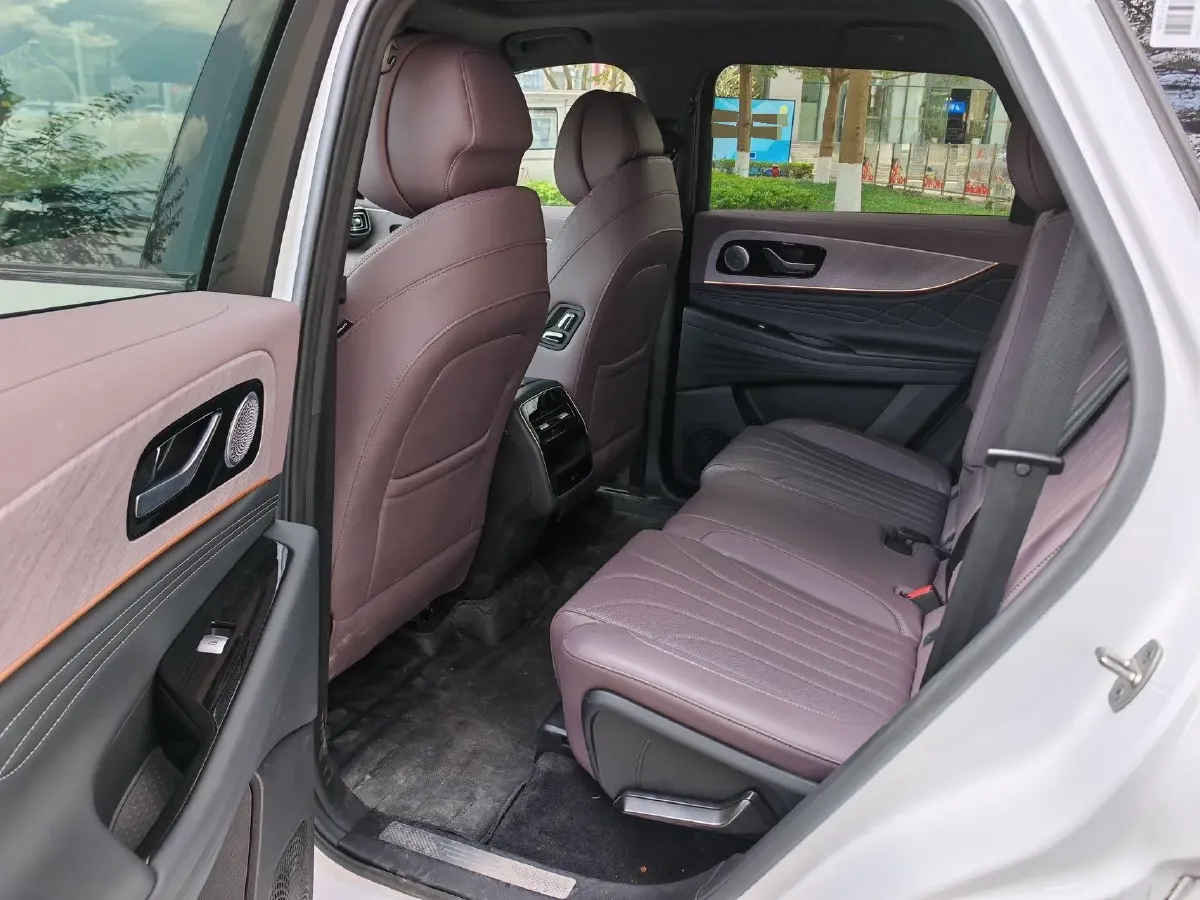 2025 Chery Tiggo 9 2.0T 261HP L4 8AT,autocango,china used car exporter,china ev exporter,chinese used car exporter,chinese used ev exporter