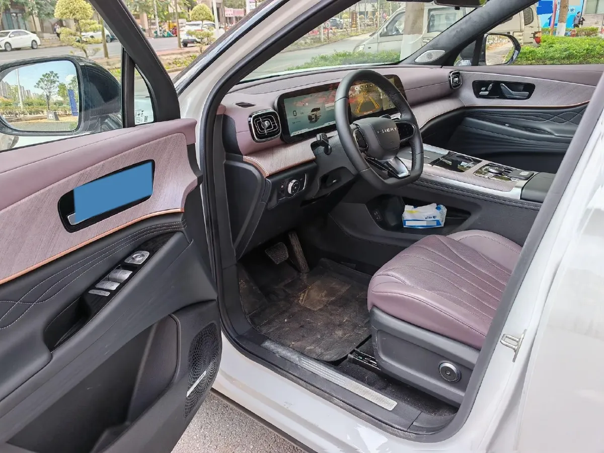 2025 Chery Tiggo 9 2.0T 261HP L4 8AT,autocango,china used car exporter,china ev exporter,chinese used car exporter,chinese used ev exporter