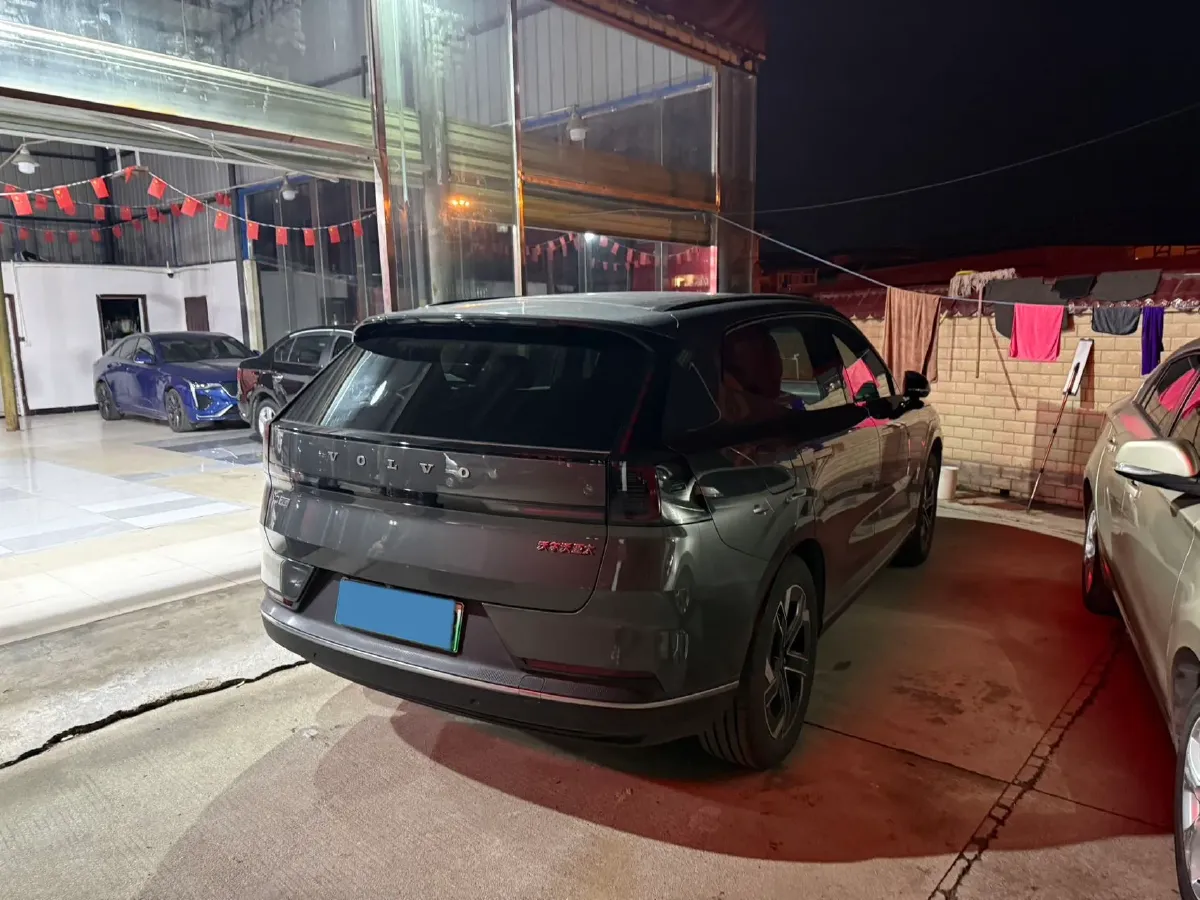 2026 Volvo XC70 PHEV 1.5T 156HP L4 3DHT PHEV,autocango,china used car exporter,china ev exporter,chinese used car exporter,chinese used ev exporter