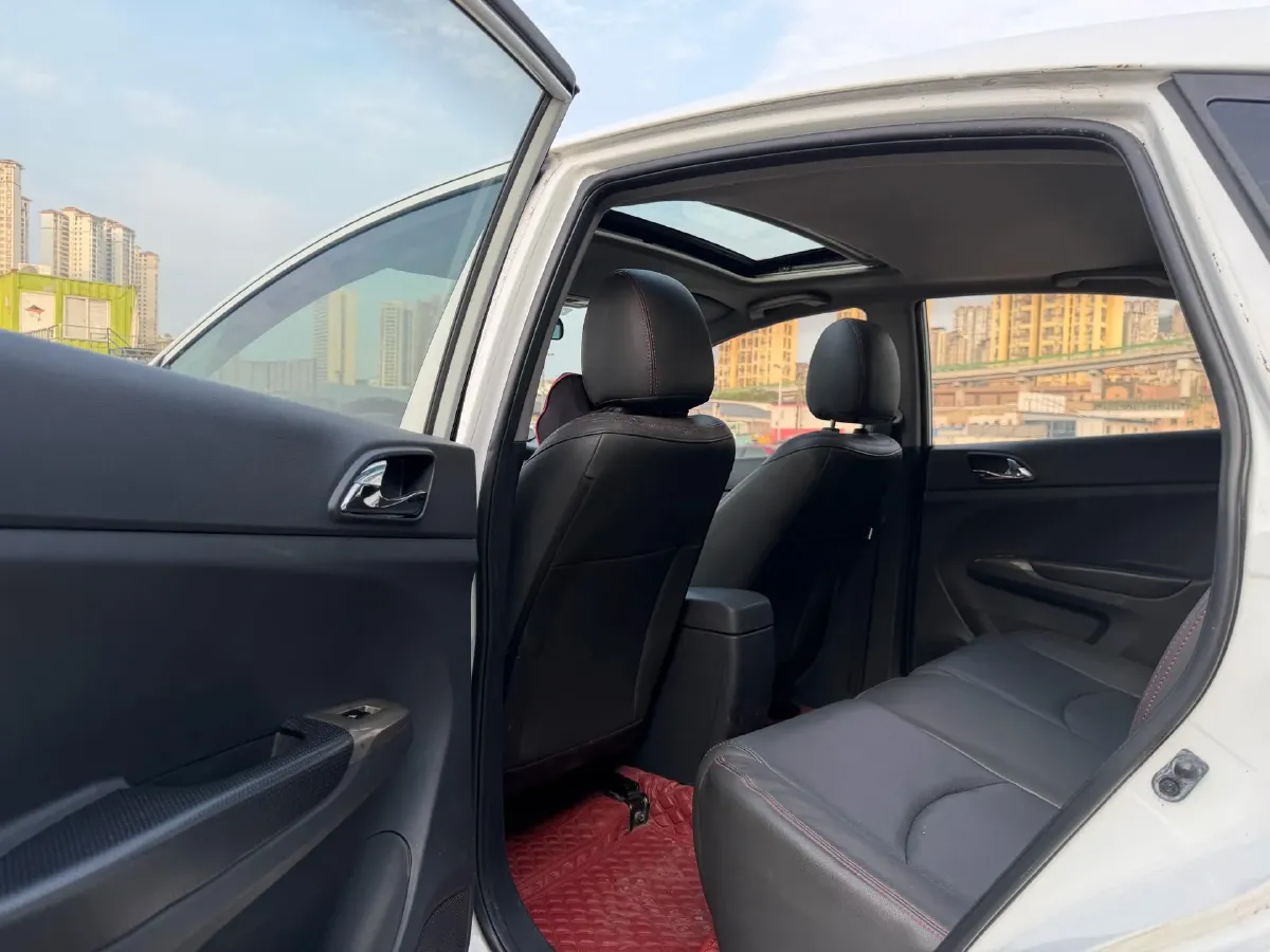 2017 HaiMa M3 1.5L 112HP L4 5MT,autocango,china used car exporter,china ev exporter,chinese used car exporter,chinese used ev exporter