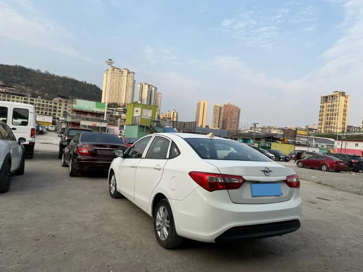 2017 HaiMa M3 1.5L 112HP L4 5MT,autocango,china used car exporter,china ev exporter,chinese used car exporter,chinese used ev exporter