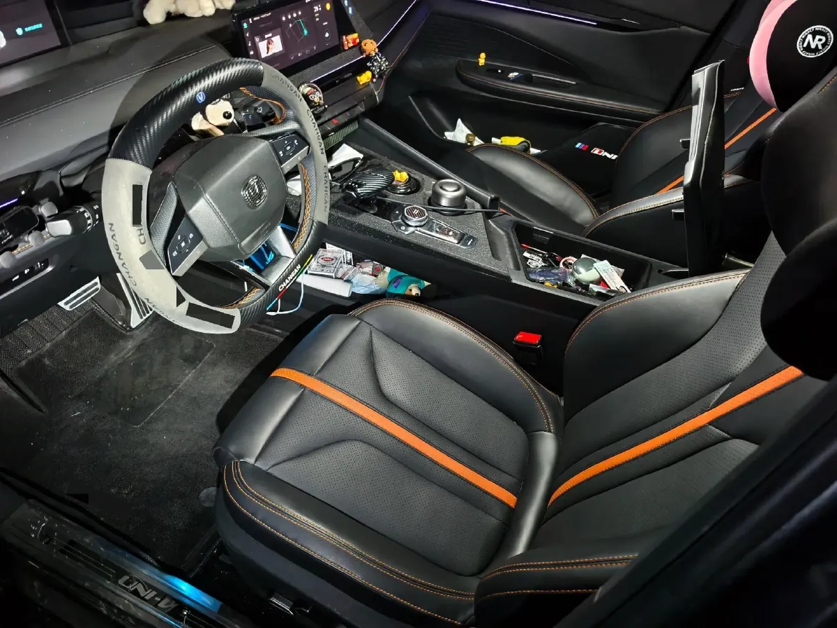 2024 ChangAn UNI-V 1.5T 188HP L4 7DCT,autocango,china used car exporter,china ev exporter,chinese used car exporter,chinese used ev exporter