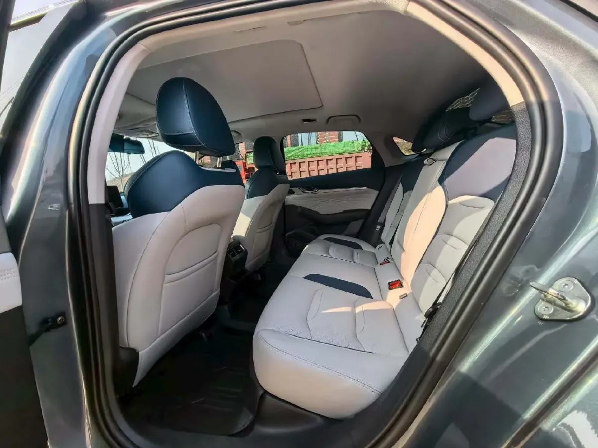 2021 Geely Preface 2.0T 190HP L4 7DCT,autocango,china used car exporter,china ev exporter,chinese used car exporter,chinese used ev exporter