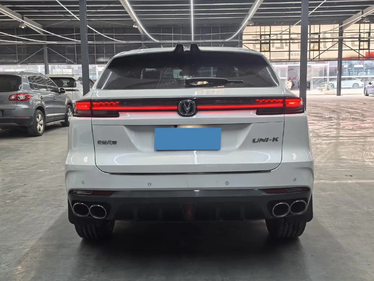 2021 ChangAn UNI-K 2.0T 233HP L4 8AT,autocango,china used car exporter,china ev exporter,chinese used car exporter,chinese used ev exporter