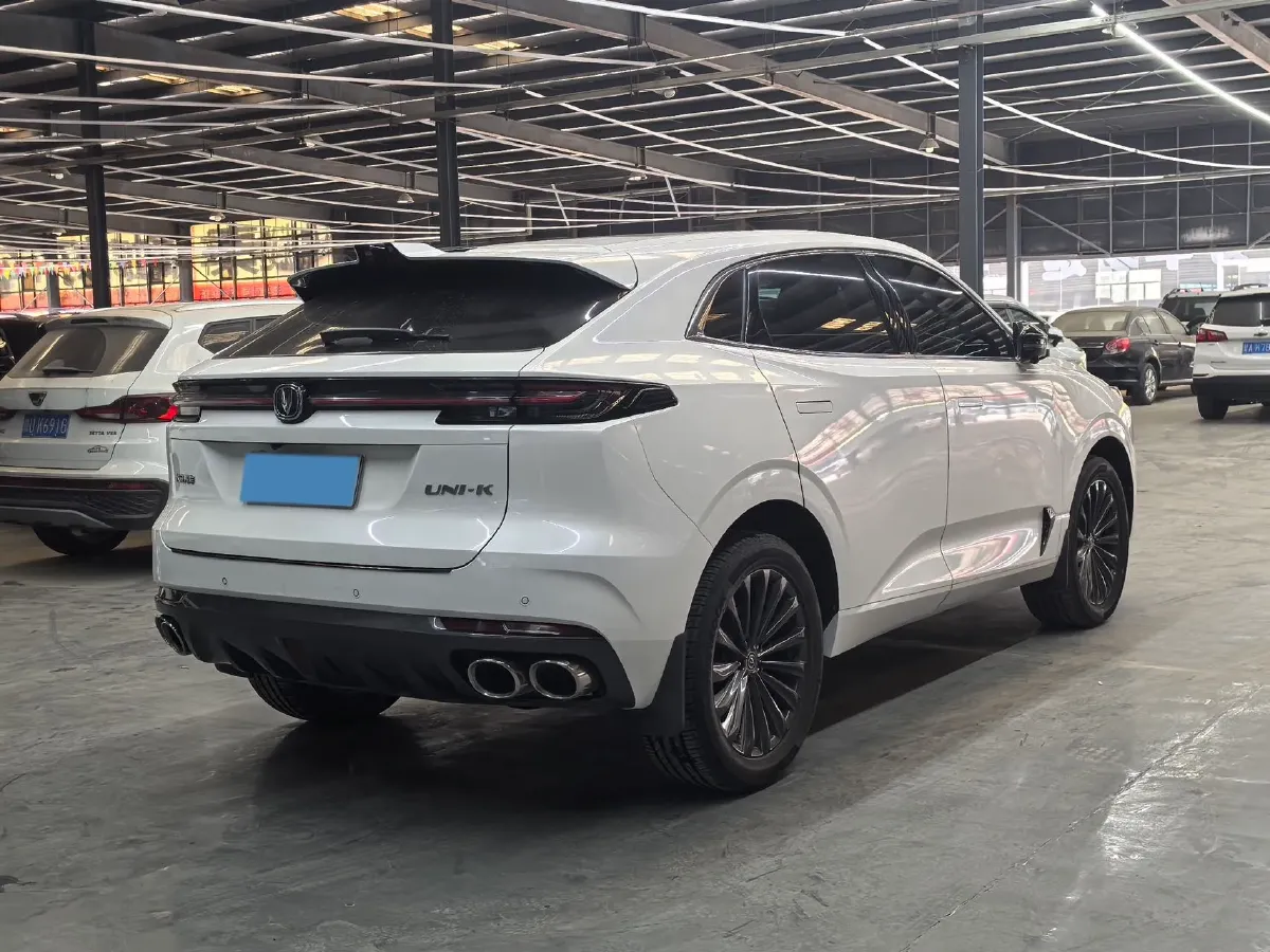 2021 ChangAn UNI-K 2.0T 233HP L4 8AT,autocango,china used car exporter,china ev exporter,chinese used car exporter,chinese used ev exporter