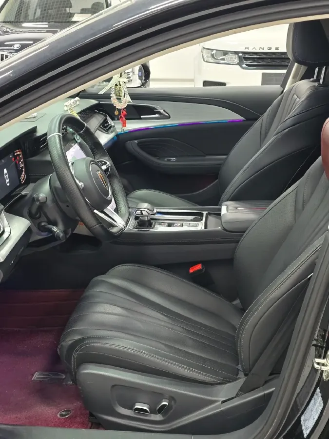 2025 HongQi H5 1.5T 169HP L4 7DCT,autocango,china used car exporter,china ev exporter,chinese used car exporter,chinese used ev exporter