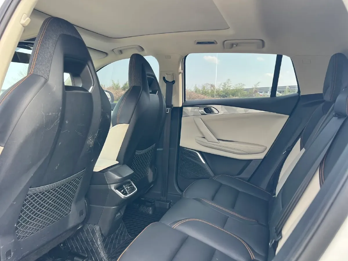 2022 Roewe i6 MAX BEV 61.1KWH,autocango,china used car exporter,china ev exporter,chinese used car exporter,chinese used ev exporter