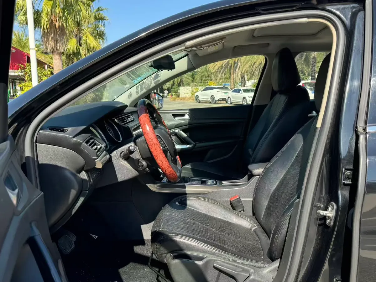 2018 Peugeot 408 1.6T 167HP L4 6AT,autocango,china used car exporter,china ev exporter,chinese used car exporter,chinese used ev exporter