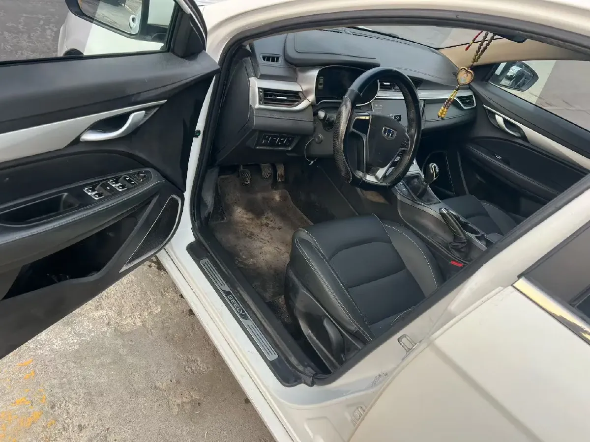 2018 Geely Emgrand 1.5L 109HP L4 5MT,autocango,china used car exporter,china ev exporter,chinese used car exporter,chinese used ev exporter