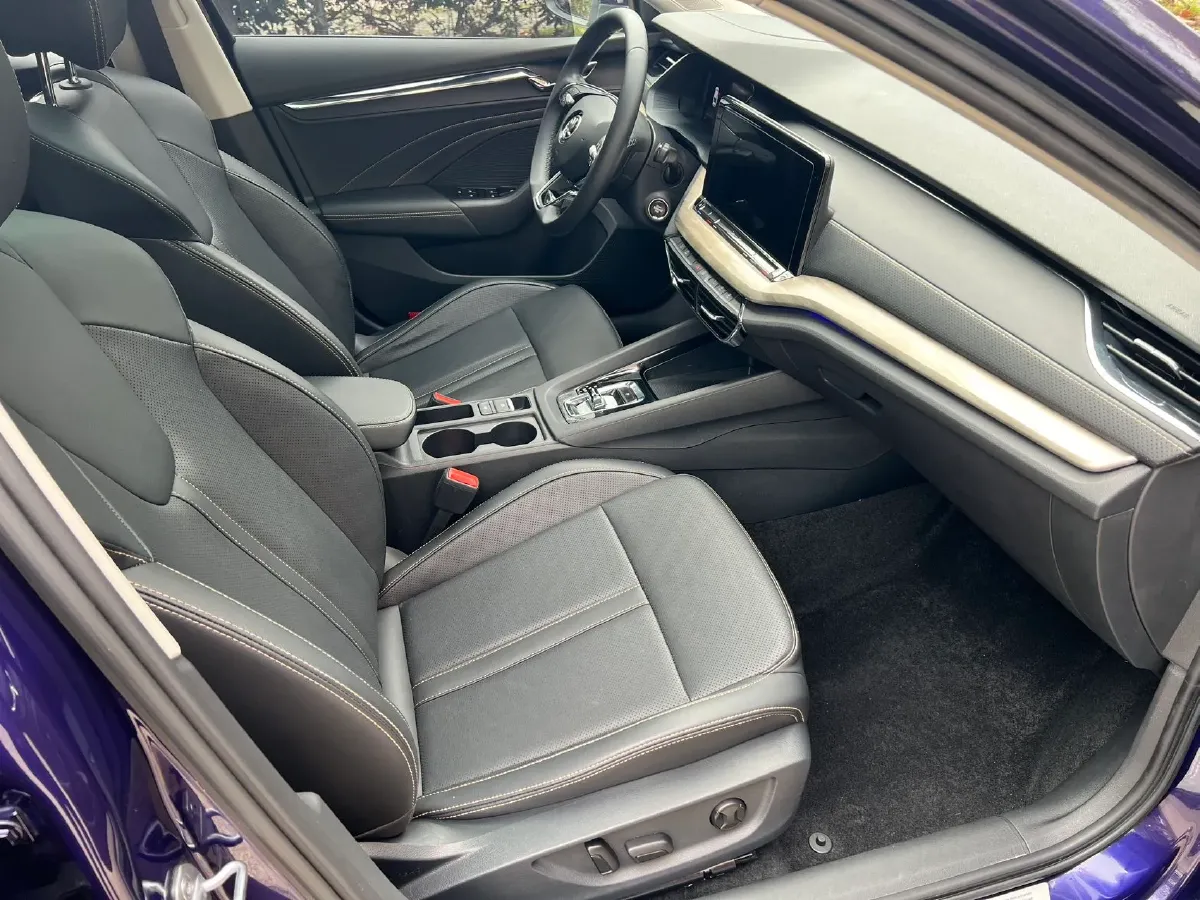 2021 Skoda Octavia 1.4T 150HP L4 7DCT,autocango,china used car exporter,china ev exporter,chinese used car exporter,chinese used ev exporter