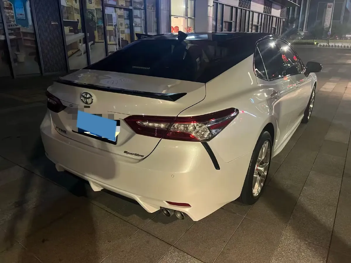 2021 Toyota Camry 2.5L 209HP L4 8AT,autocango,china used car exporter,china ev exporter,chinese used car exporter,chinese used ev exporter