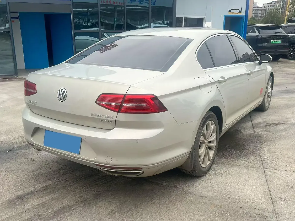 2018 Volkswagen Magotan 1.8T 180HP L4 7DCT,autocango,china used car exporter,china ev exporter,chinese used car exporter,chinese used ev exporter
