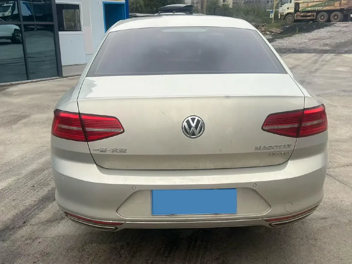 2018 Volkswagen Magotan 1.8T 180HP L4 7DCT,autocango,china used car exporter,china ev exporter,chinese used car exporter,chinese used ev exporter