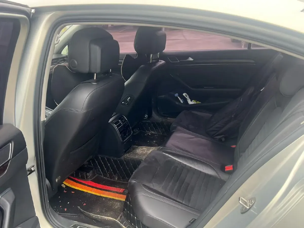 2018 Volkswagen Magotan 1.8T 180HP L4 7DCT,autocango,china used car exporter,china ev exporter,chinese used car exporter,chinese used ev exporter