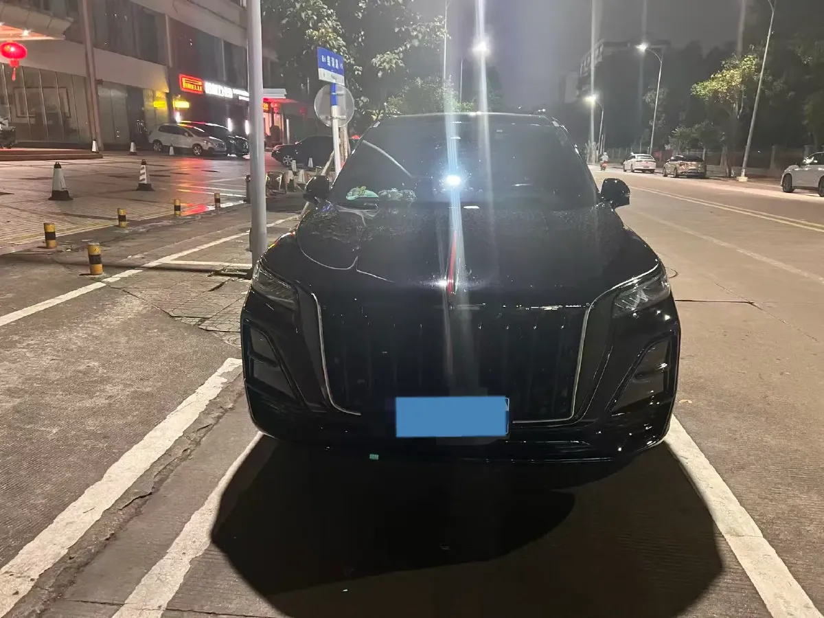 2025 HongQi HS5 2.0T 252HP L4 8AT,autocango,china used car exporter,china ev exporter,chinese used car exporter,chinese used ev exporter