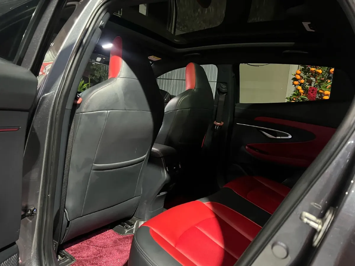 2020 ChangAn UNI-T 1.5T 180HP L4 7DCT,autocango,china used car exporter,china ev exporter,chinese used car exporter,chinese used ev exporter