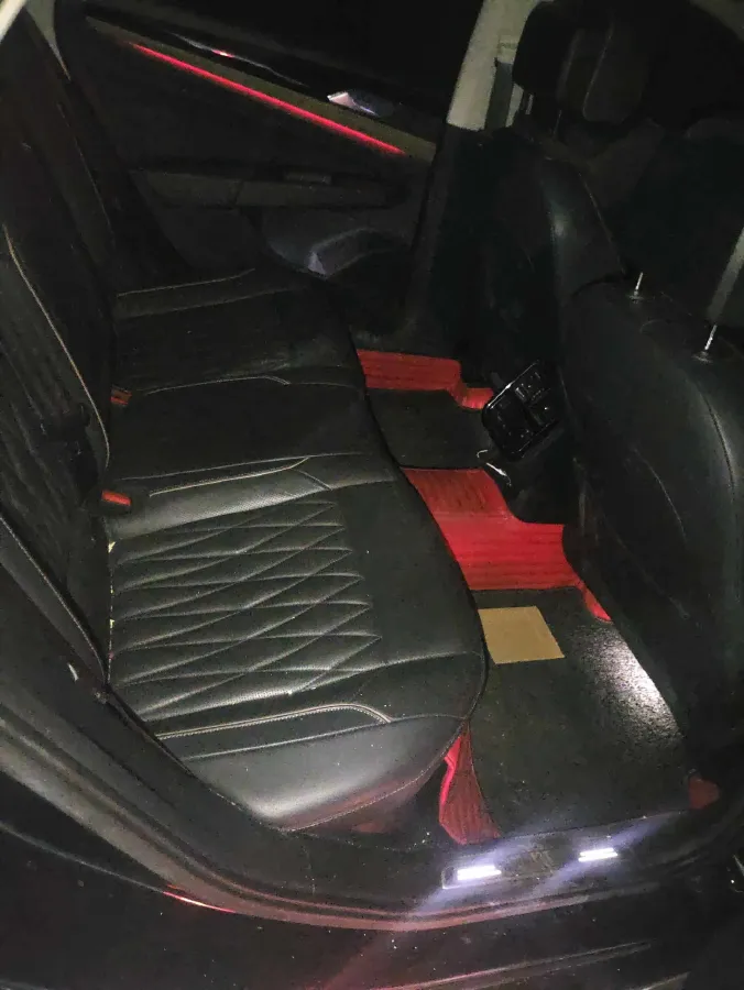 2019 Volvo V40 1.5T 152HP L4 6AT,autocango,china used car exporter,china ev exporter,chinese used car exporter,chinese used ev exporter