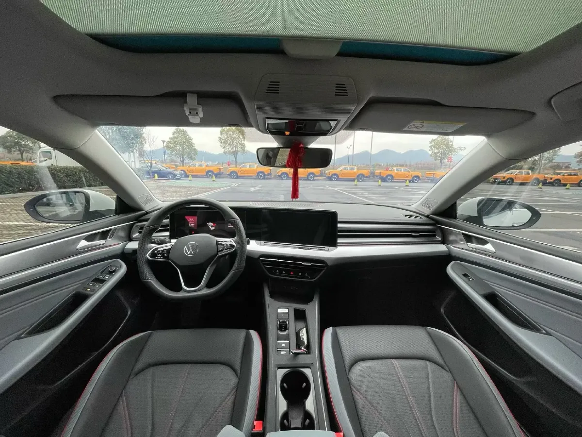 2024 Volkswagen Lamando 1.4T 150HP L4 7DCT,autocango,china used car exporter,china ev exporter,chinese used car exporter,chinese used ev exporter