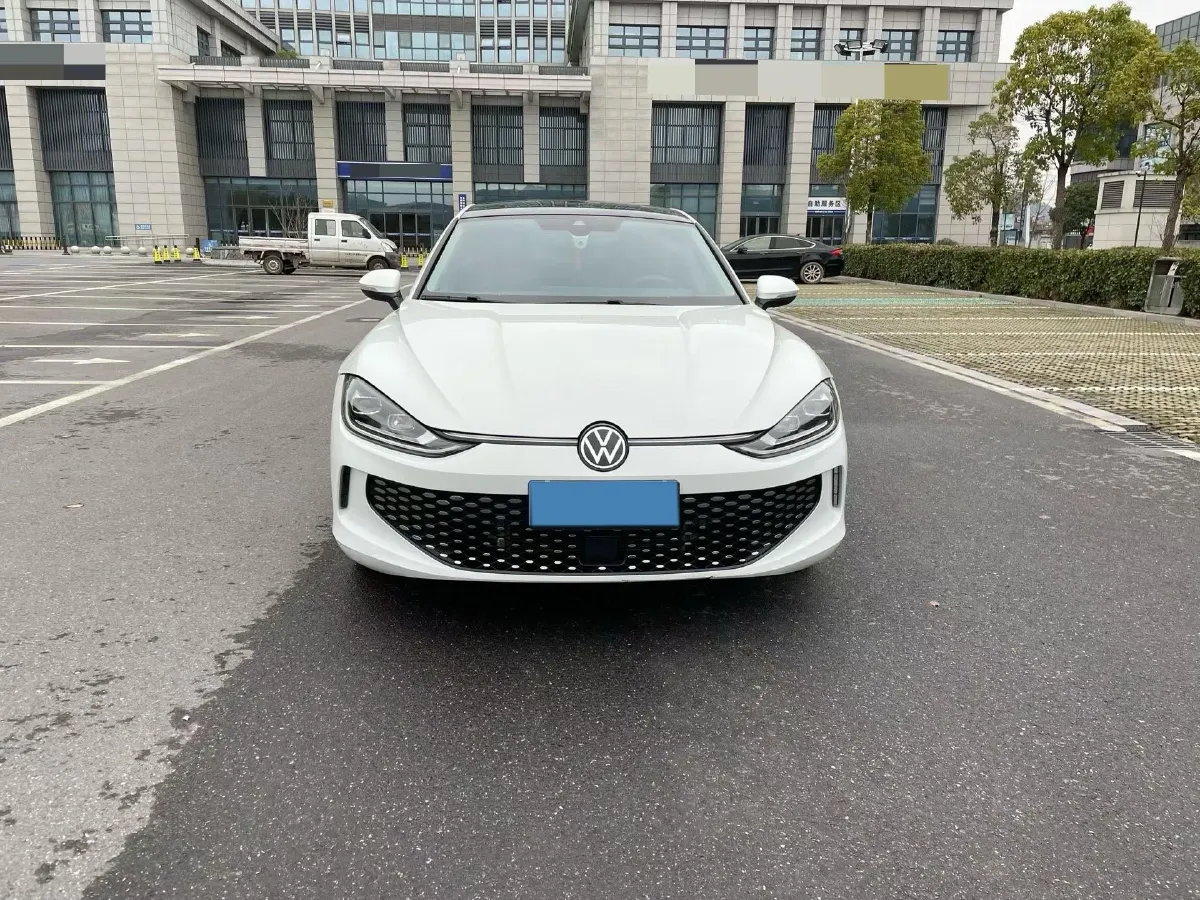 2024 Volkswagen Lamando 1.4T 150HP L4 7DCT,autocango,china used car exporter,china ev exporter,chinese used car exporter,chinese used ev exporter