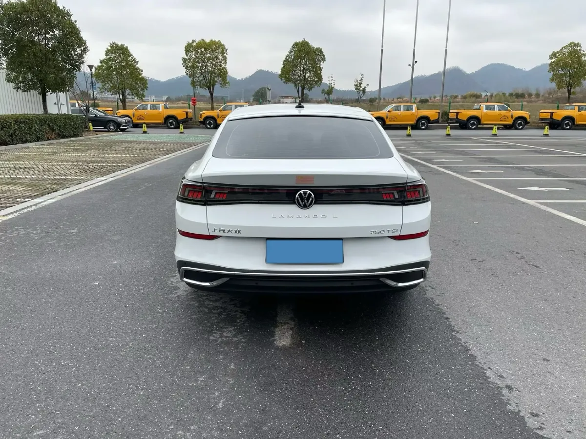 2024 Volkswagen Lamando 1.4T 150HP L4 7DCT,autocango,china used car exporter,china ev exporter,chinese used car exporter,chinese used ev exporter