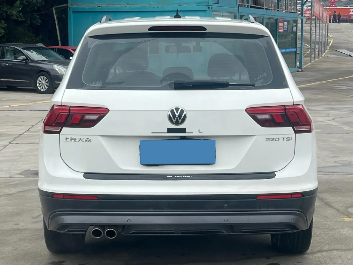 2021 Volkswagen Tiguan L 2.0T 186HP L4 7DCT,autocango,china used car exporter,china ev exporter,chinese used car exporter,chinese used ev exporter